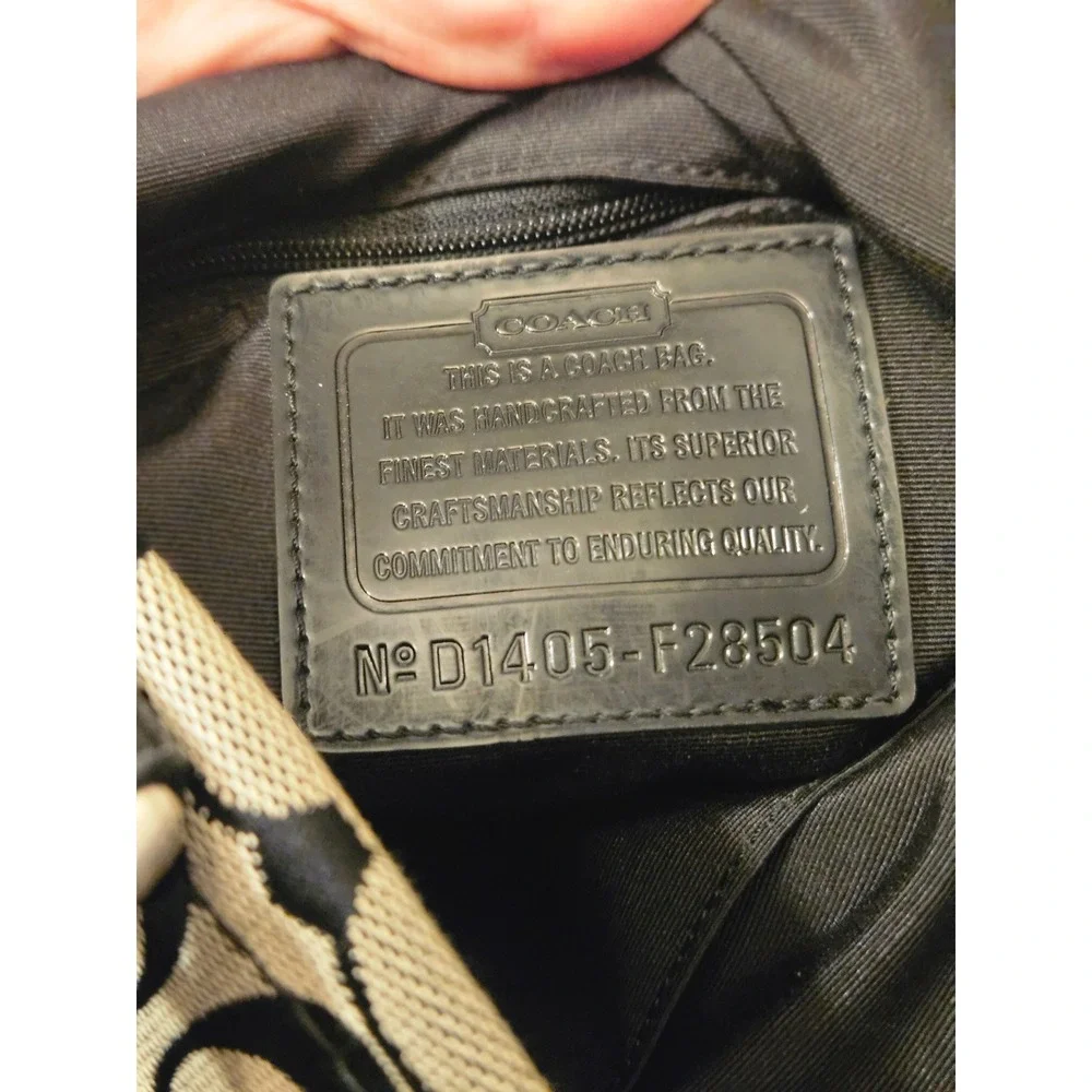 Coach‎ Signature Gallery Tote Black White Jacquard Patent Leather Shoulder Bag